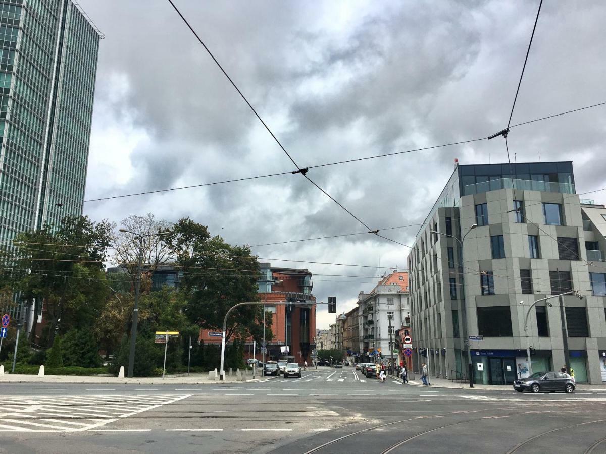 Fractal Guest Rooms - Poznan Centrum Andersia Square & Old Town Exterior photo